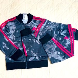 Addidas brand- set suit for baby girls. Size 24 M